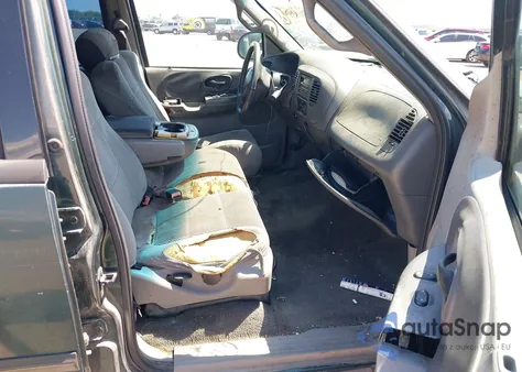 2002 Ford F-150 Lariat/Xlt from USA, damaged, VIN 1FTRW07652KA76109